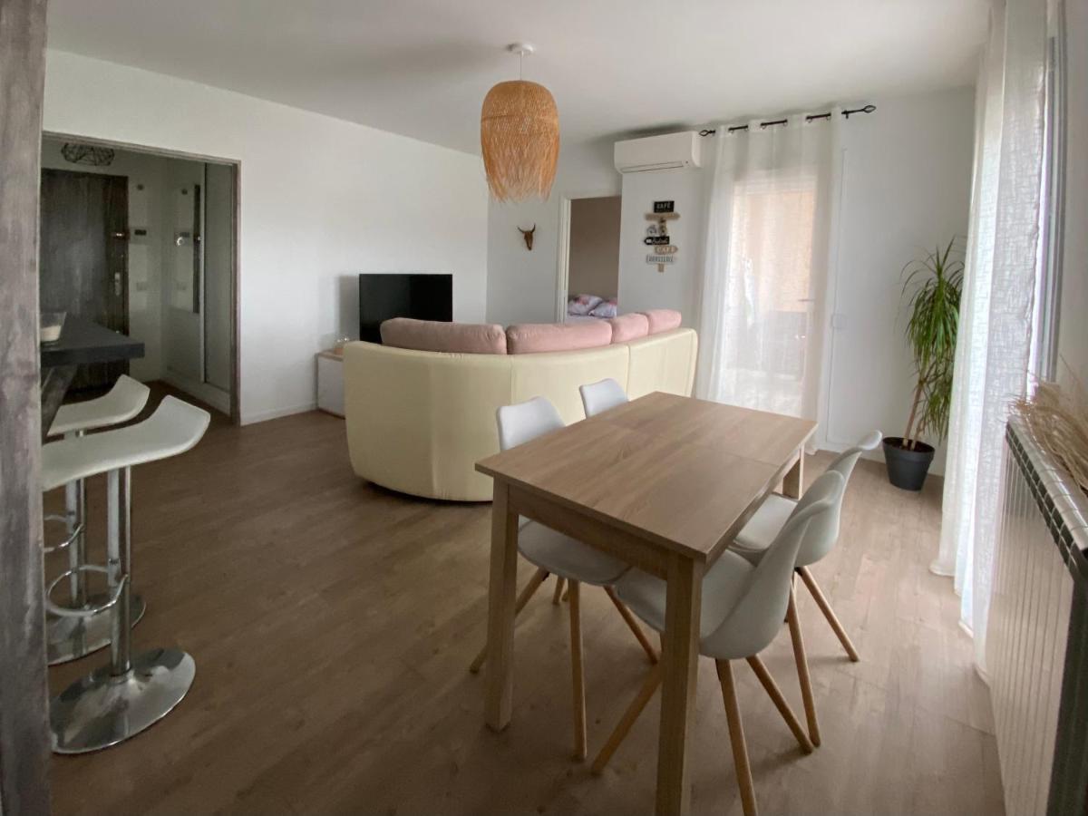 Appartement T2 Proche Centre Ville Istres Esterno foto